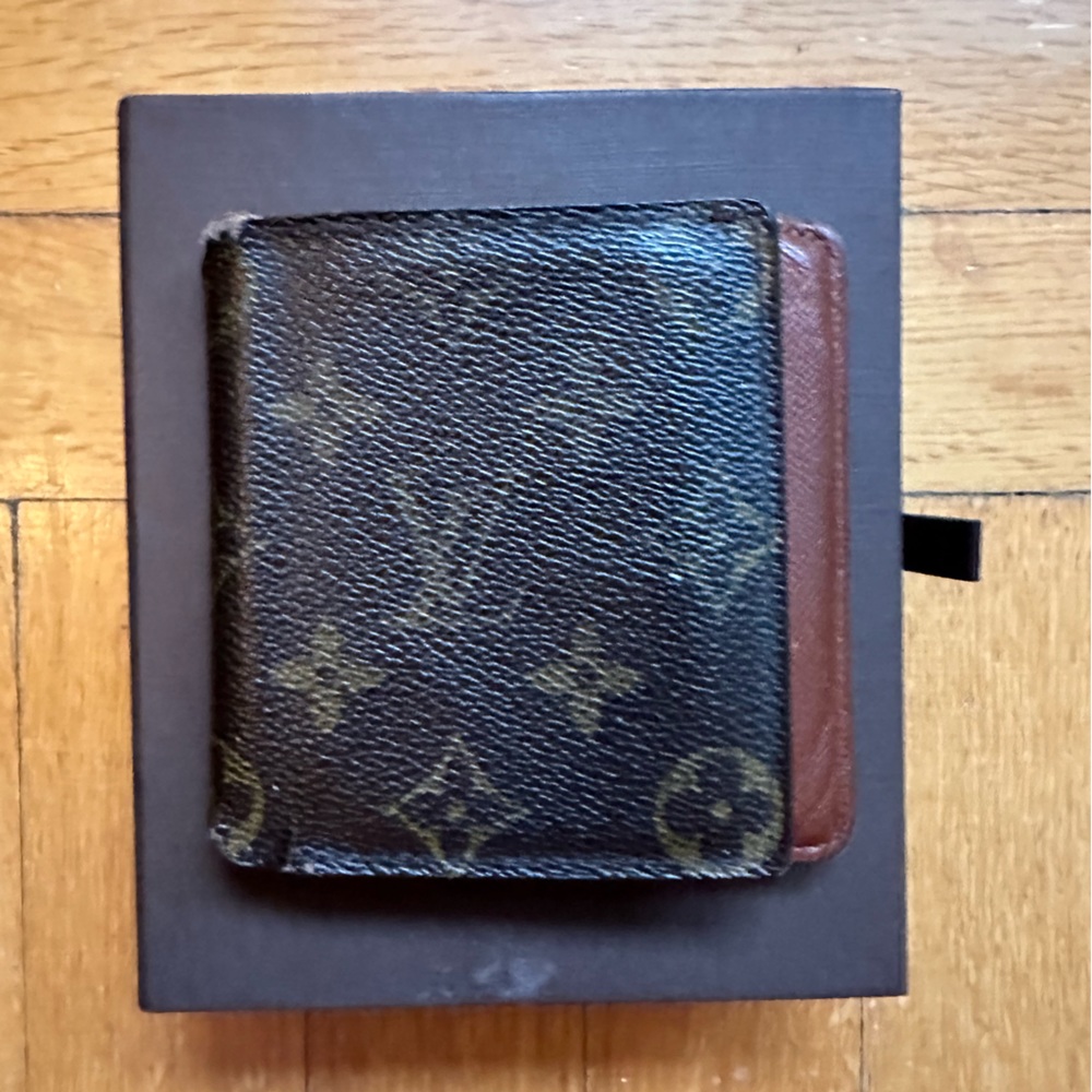 Louis Vuitton Bifold Wallet